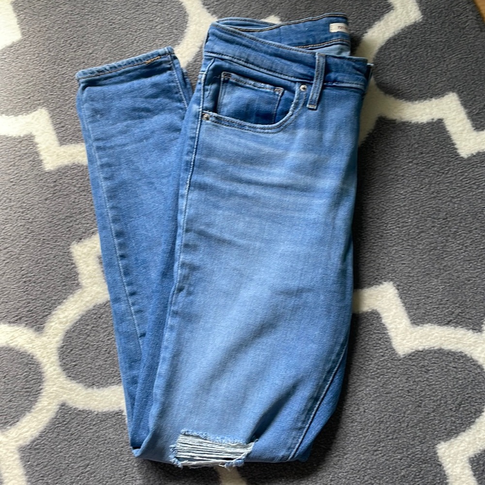 Levi High Rise Skinny Jeans